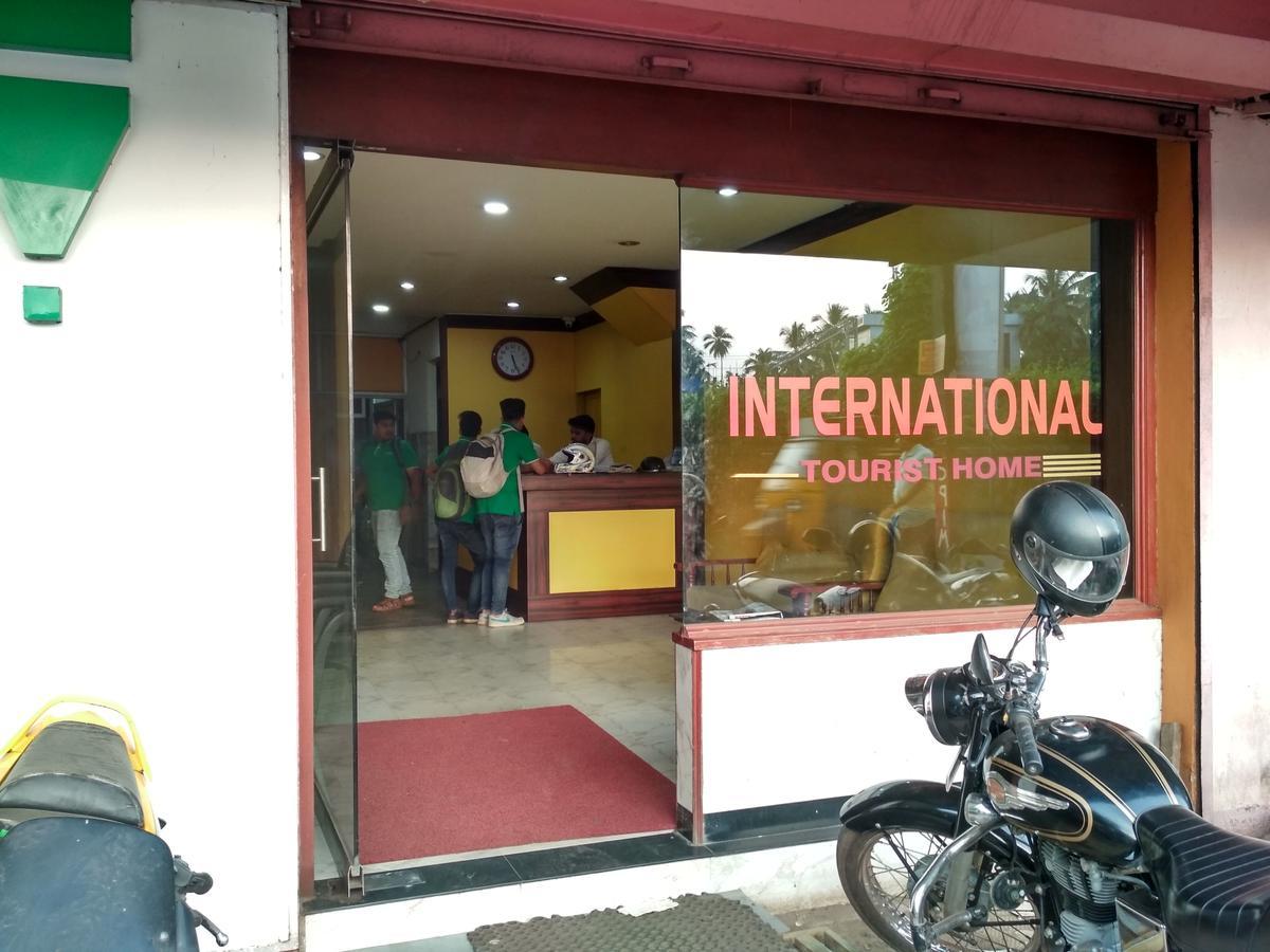 International Tourist Home Kozhikode Extérieur photo
